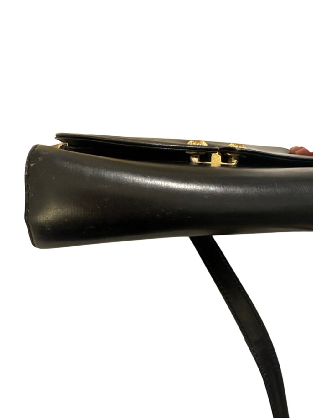 Gucci Black Leather Shoulder Bag with Gold Accents - Picture 9 of 13